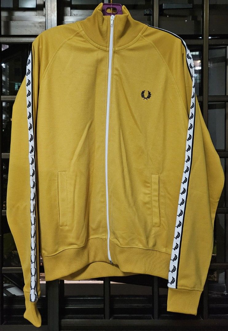 Mens fred discount perry track top