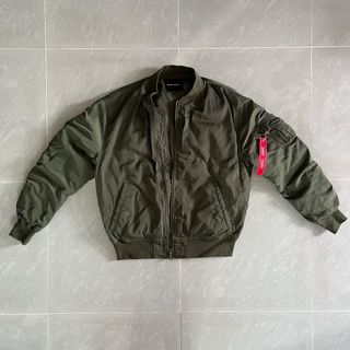 （分類：）位於 。 由 a9988108 提交（商品編號 1265701491，圖片 1）。簡介： 。