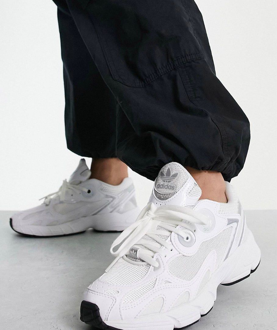 Triple discount white trainers