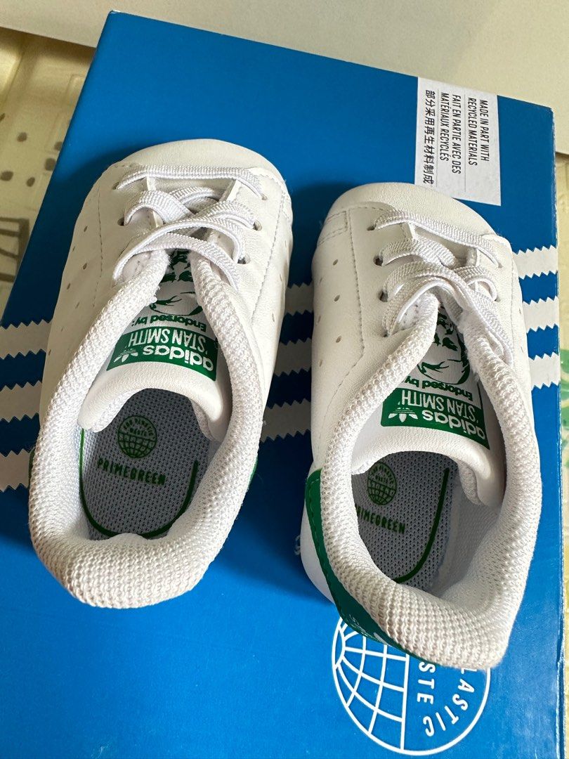 Adidas stan online smith crib shoes