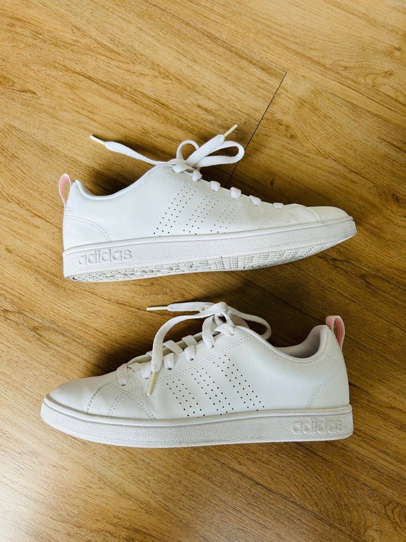 Adidas tennis vs advantage outlet