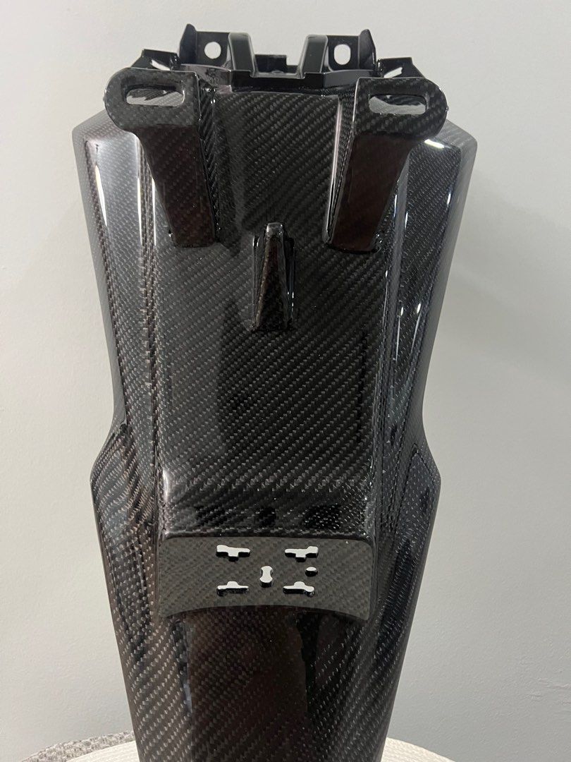 Aerox V1 Rear Carbon, Motorcycles, Motorcycle Accessories on Carousell