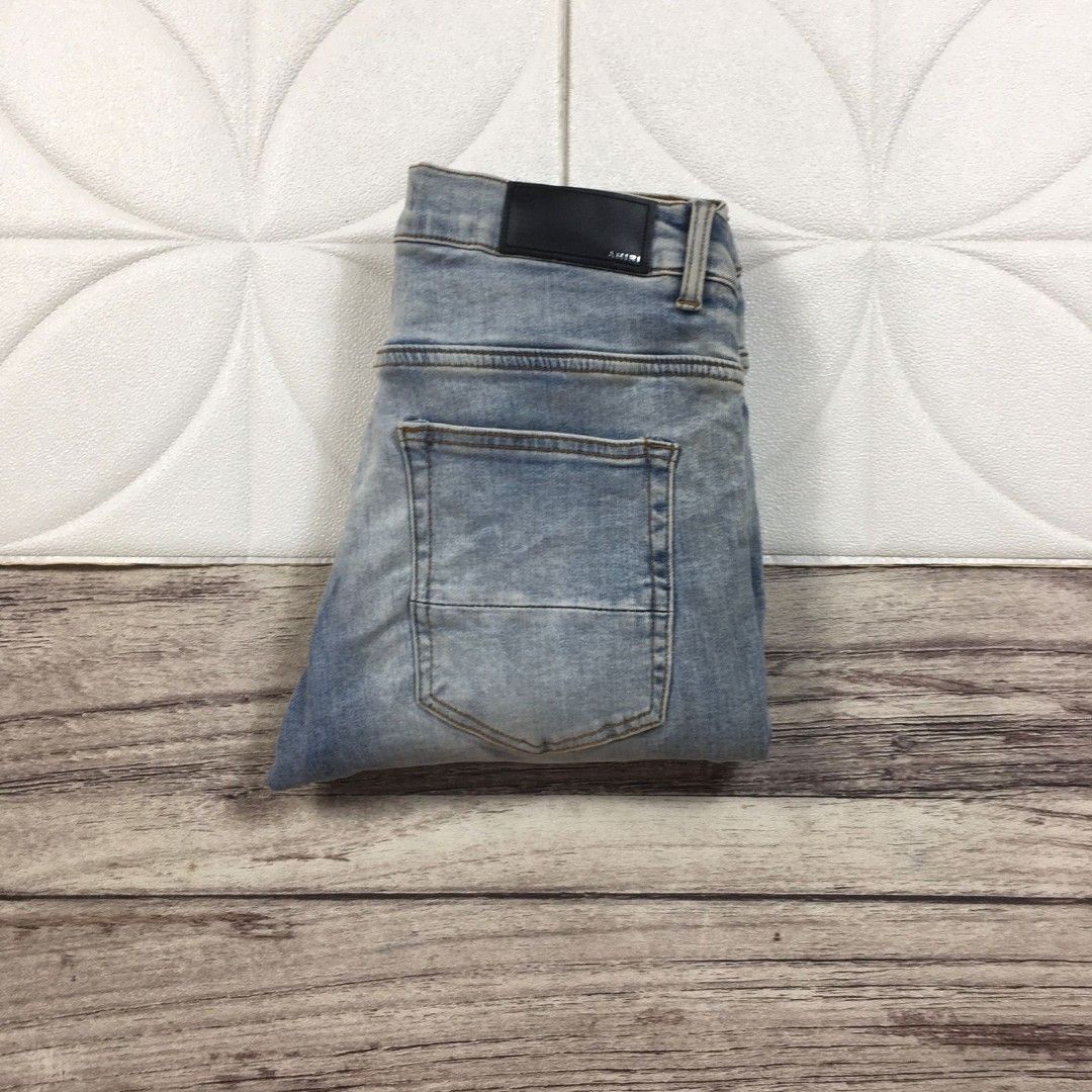 Amiri Jeans (size 30), Fesyen Pria, Pakaian , Bawahan di Carousell