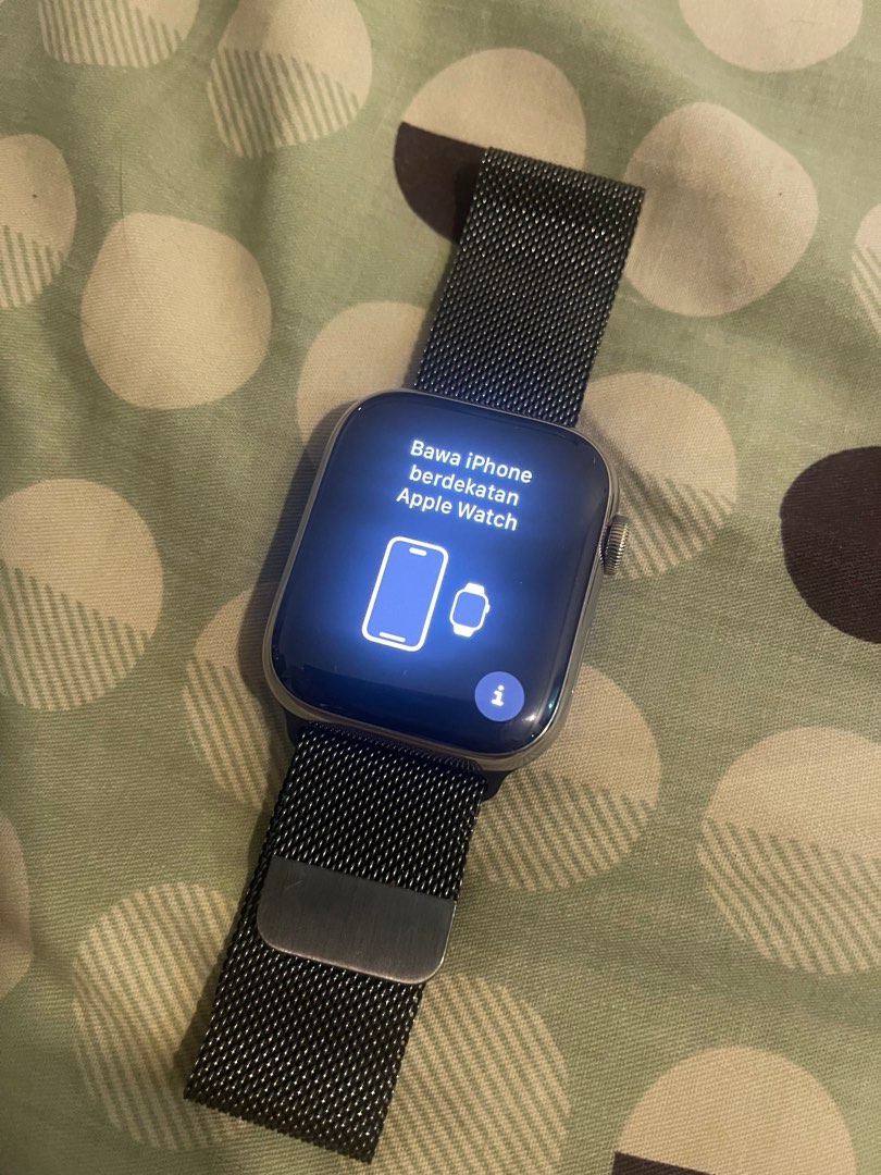 Stainless Steel Apple Watch Series 7 45mm, Mobile Phones & Gadgets