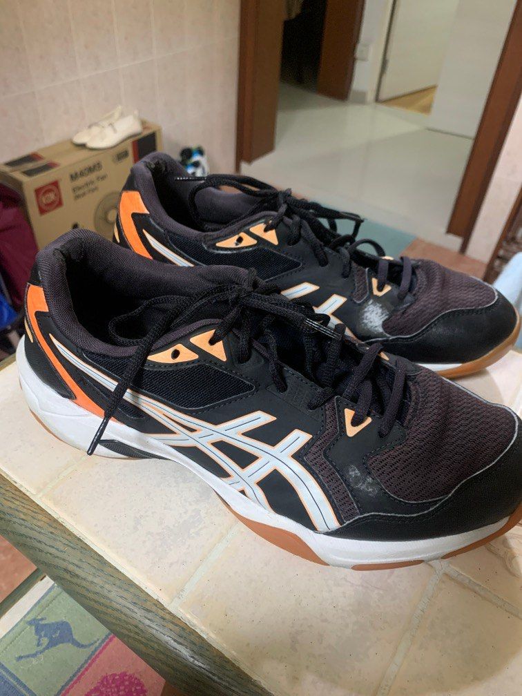 ASICS court shoes Men #39 s Fashion Footwear Casual shoes on Carousell