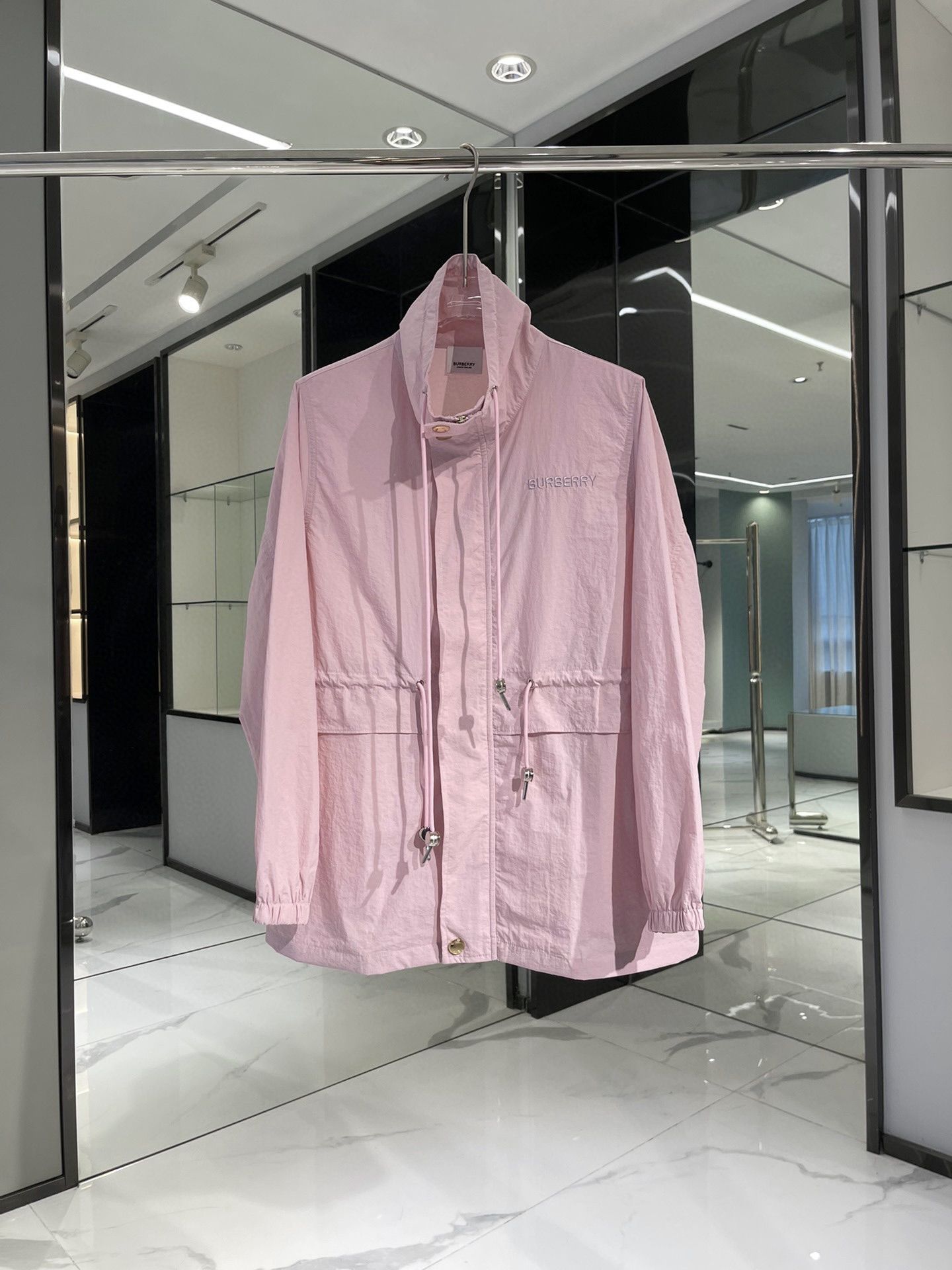 Authentic Burberry Pink Lightweight Sun Protection Clothing Windbreaker Jacket