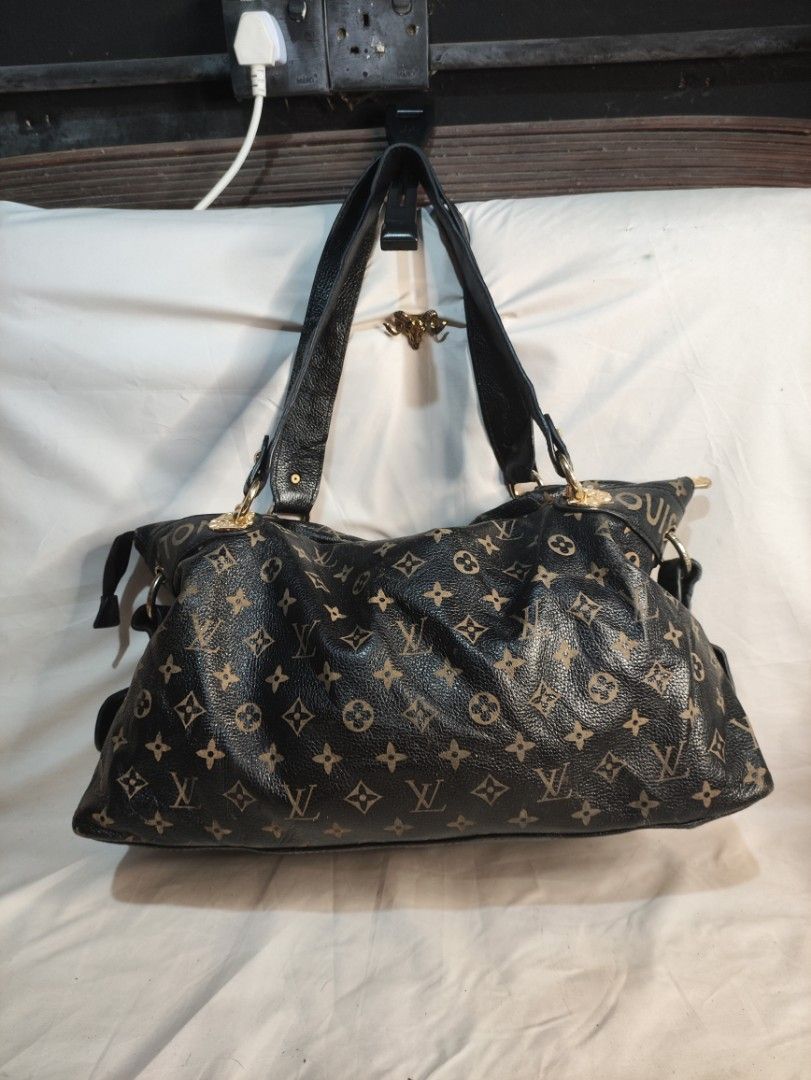 Louis Vuitton Special Edition Luxury Bags Wallets on Carousell