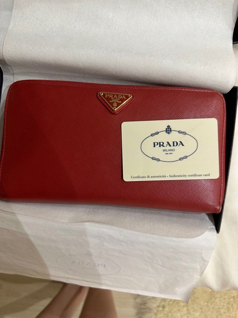 Authentic Prada Portafogli saffiano ORO wallet Luxury Bags