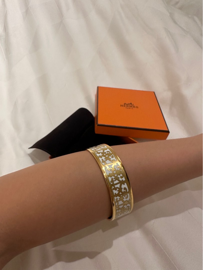 Vintage sales hermes bangle