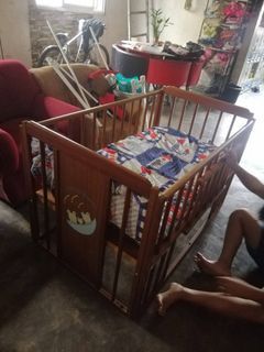 baby crib and automatic swing for baby