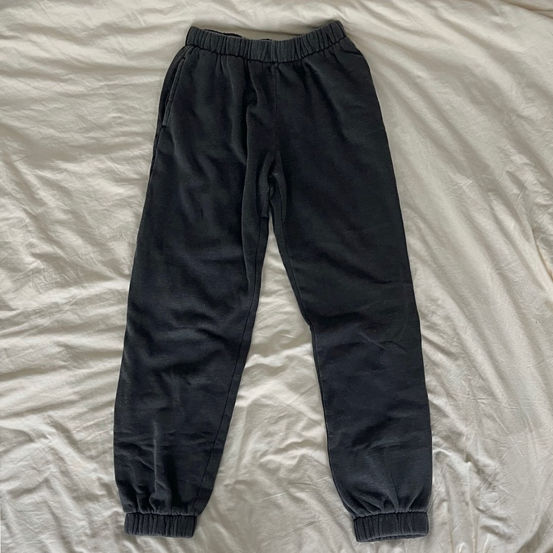 brandy melville rosa sweatpants black Women s Fashion Bottoms