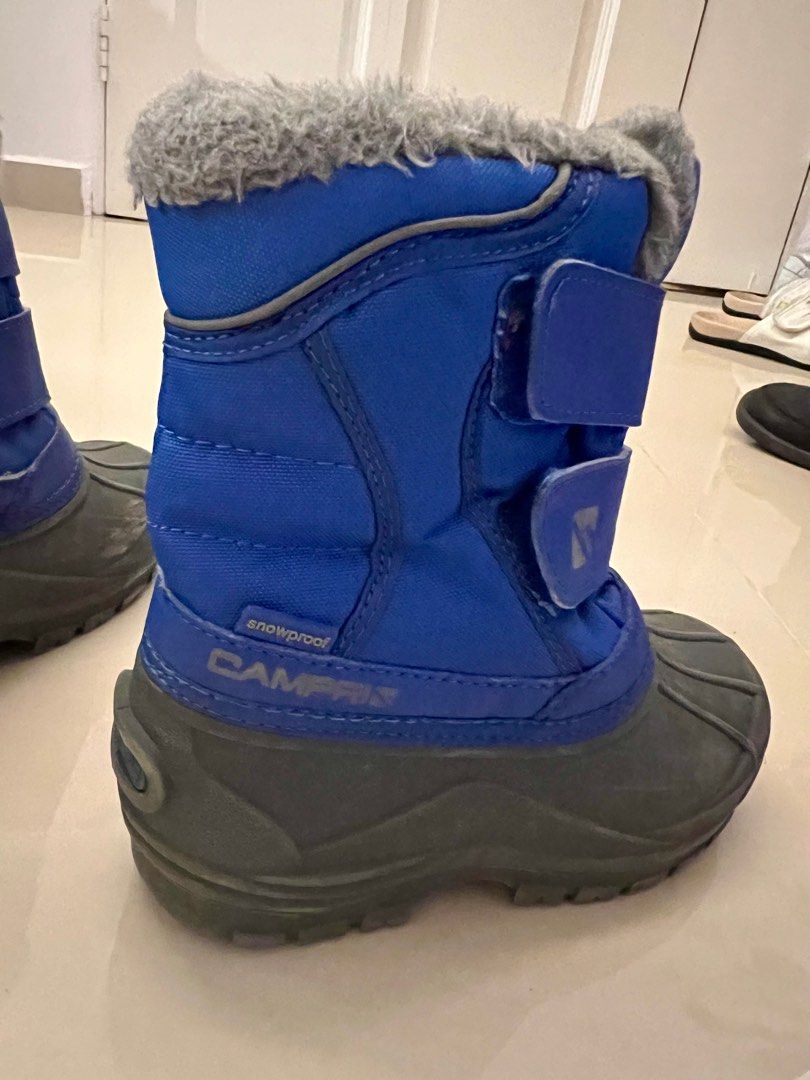 Campri Kids snow proof winter boots size Euro 29