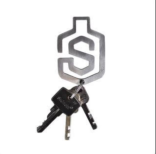 Carabiner SOMETHING NOT ESSENTIAL