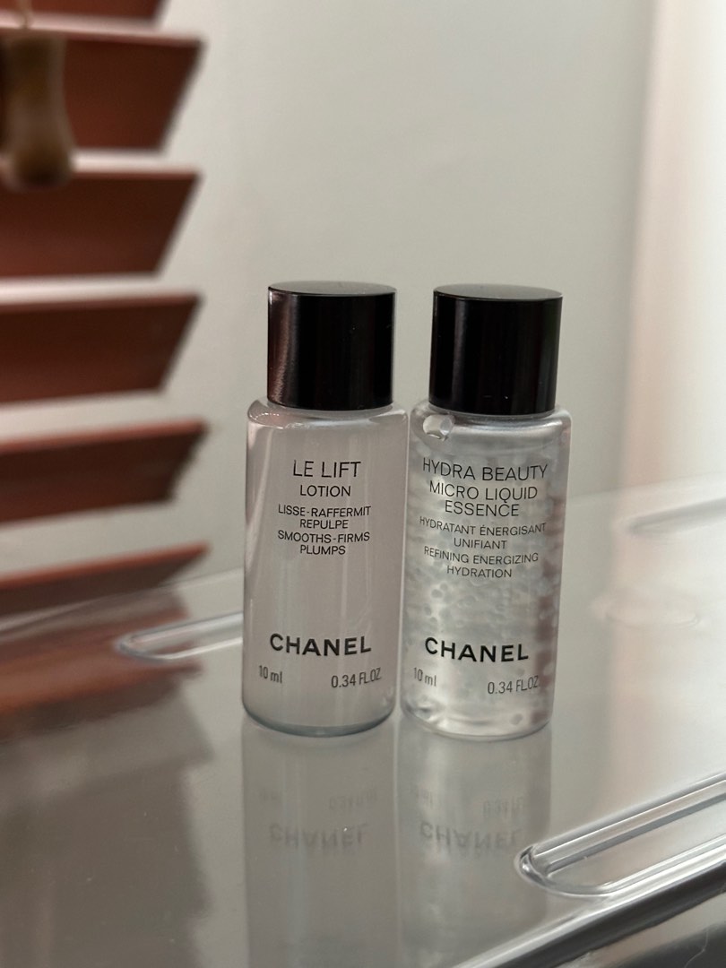 Chanel Hydra Beauty Micro Liquid Essence Refining Energising Hydration -  150ml *(Short Expiry)