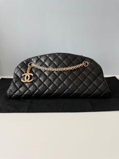 Cambon leather crossbody bag Chanel Black in Leather - 32170423