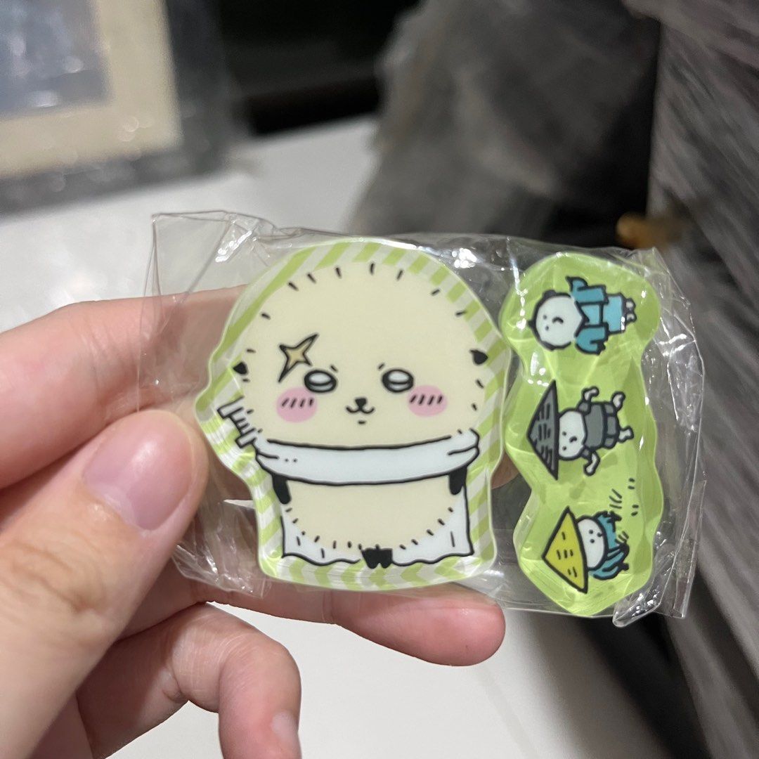 chiikawa gacha momonga/ rakko, Hobbies & Toys, Memorabilia ...