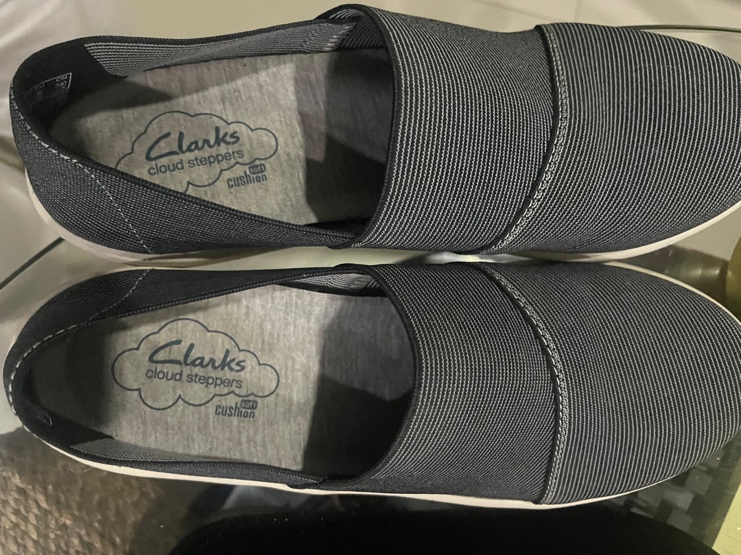 cloudsteppers by clarks clogs