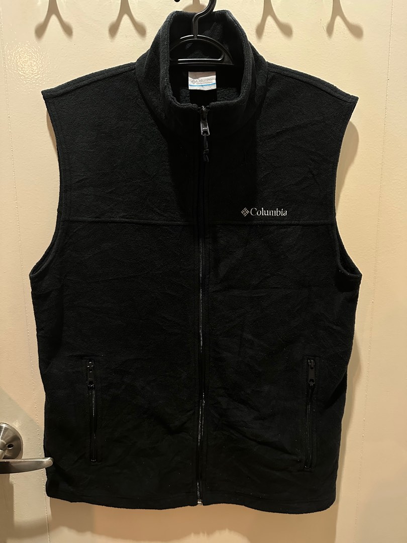 Columbia vest, Men's Fashion, Tops & Sets, Vests on Carousell