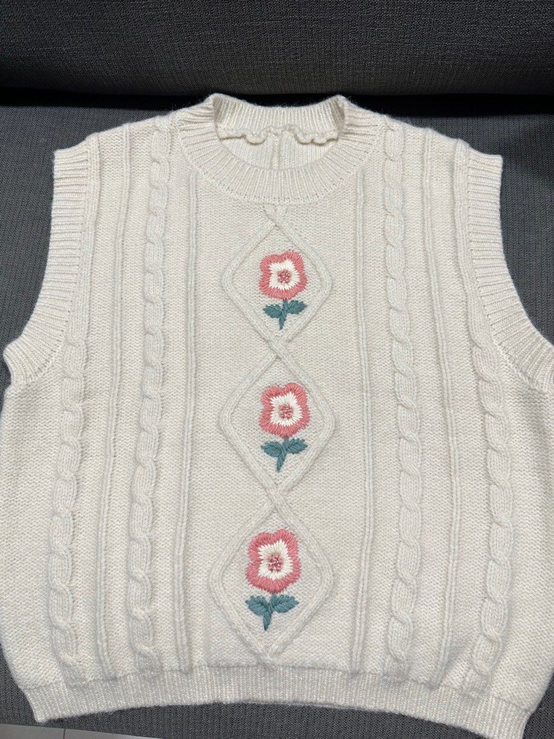 Cute retro sweater vest Women s Fashion Tops Sleeveless on