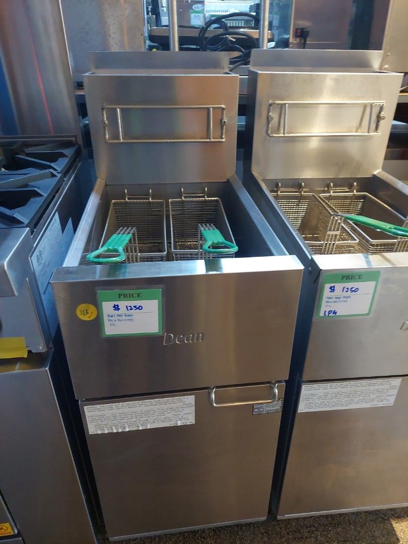 Dean Deep Fryer, TV & Home Appliances, Kitchen Appliances, Other