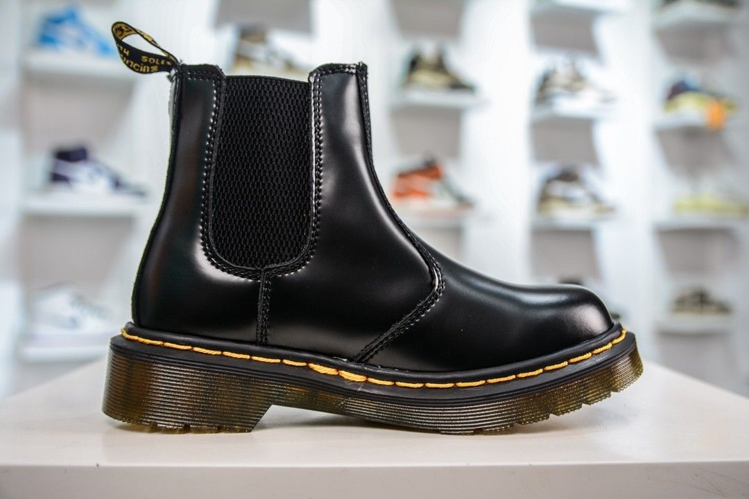 Dr.Martens Men s 2976 Bex Squared Chelsea Leather Boots W 11 11