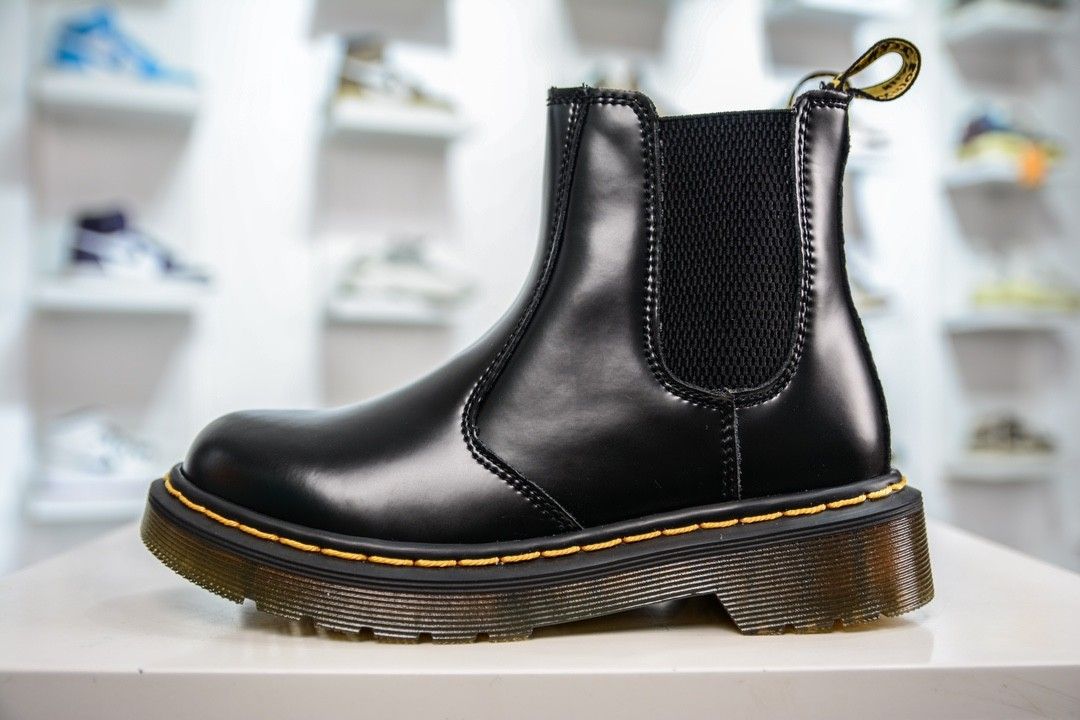 Dr martens mens boots clearance sales
