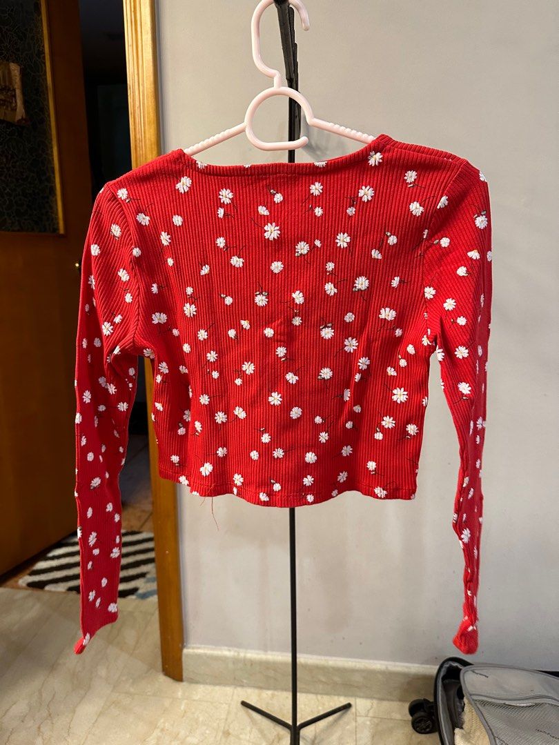 Red floral cardigan hotsell