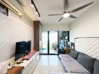 Fully Furnished Bedroom For Rent. Move in 1 Dec or 1 Jan