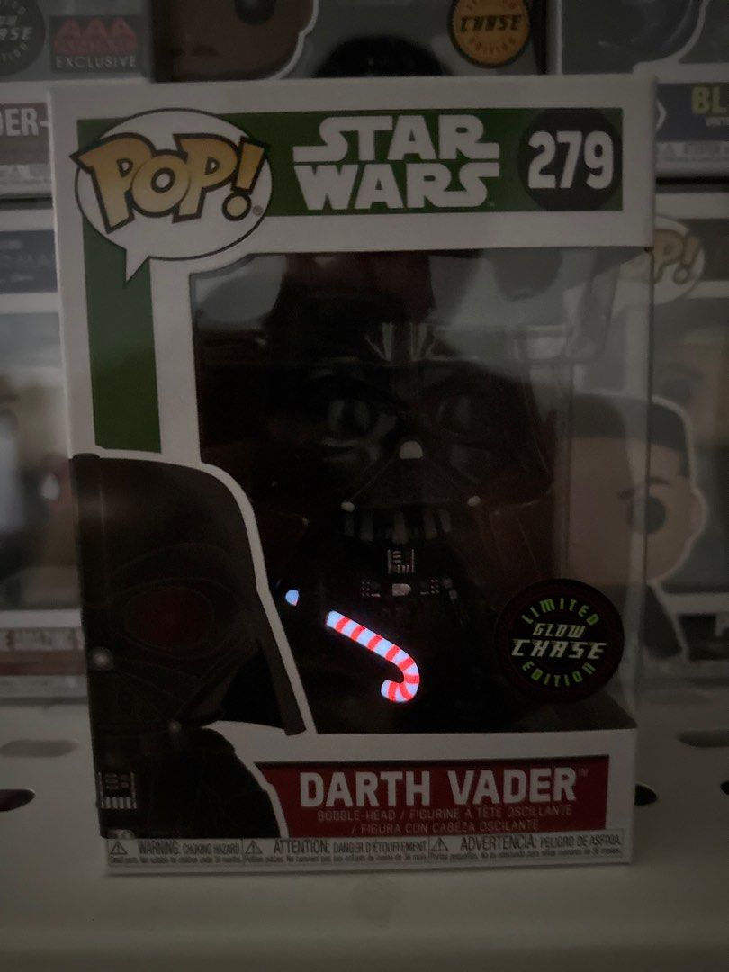 Funko pop darth vader deals christmas chase