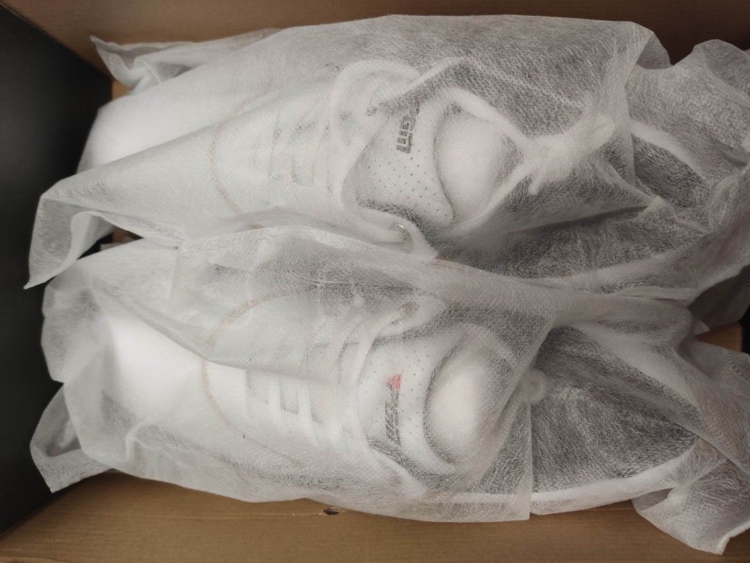 Golf shoes 2024 size 3