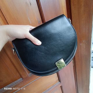 (Category: ) located in . Submitted by marjs_02 (Listing ID 1265665366, Image 1). Description: .
