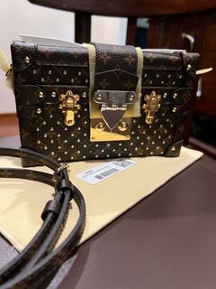 LOUIS VUITTON MONOGRAM PETITE MALLE SOUPLE IN BLACK WITH SHOULDER STRAP,  Luxury, Bags & Wallets on Carousell