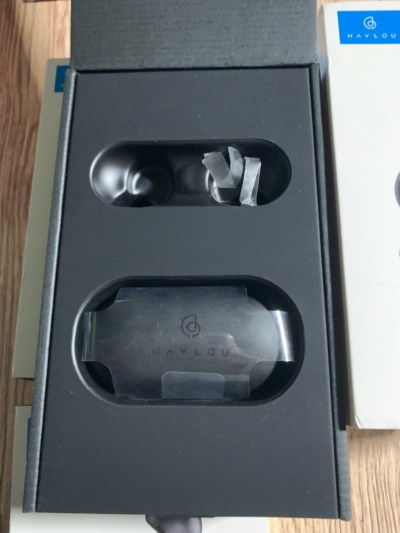 Haylou T16 (Charging Case Only), Audio, Earphones on Carousell