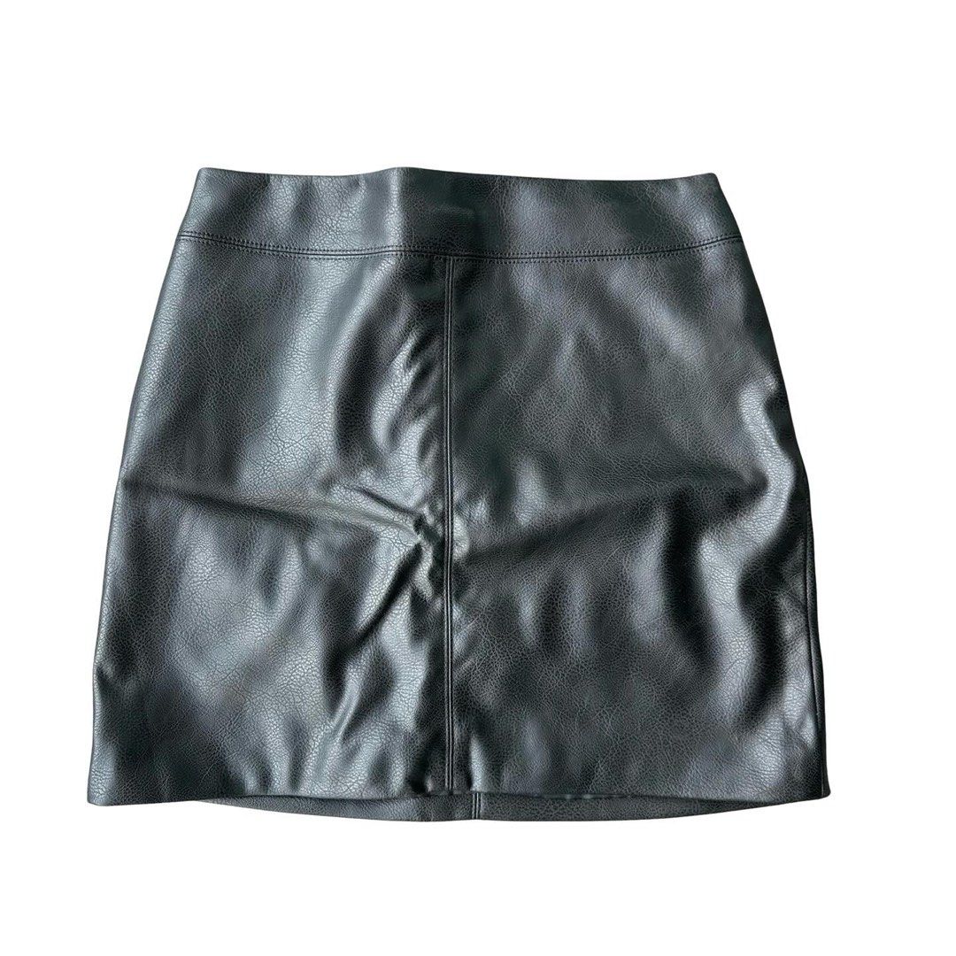 H M black leather skirt Women s Fashion Bottoms Skirts on Carousell