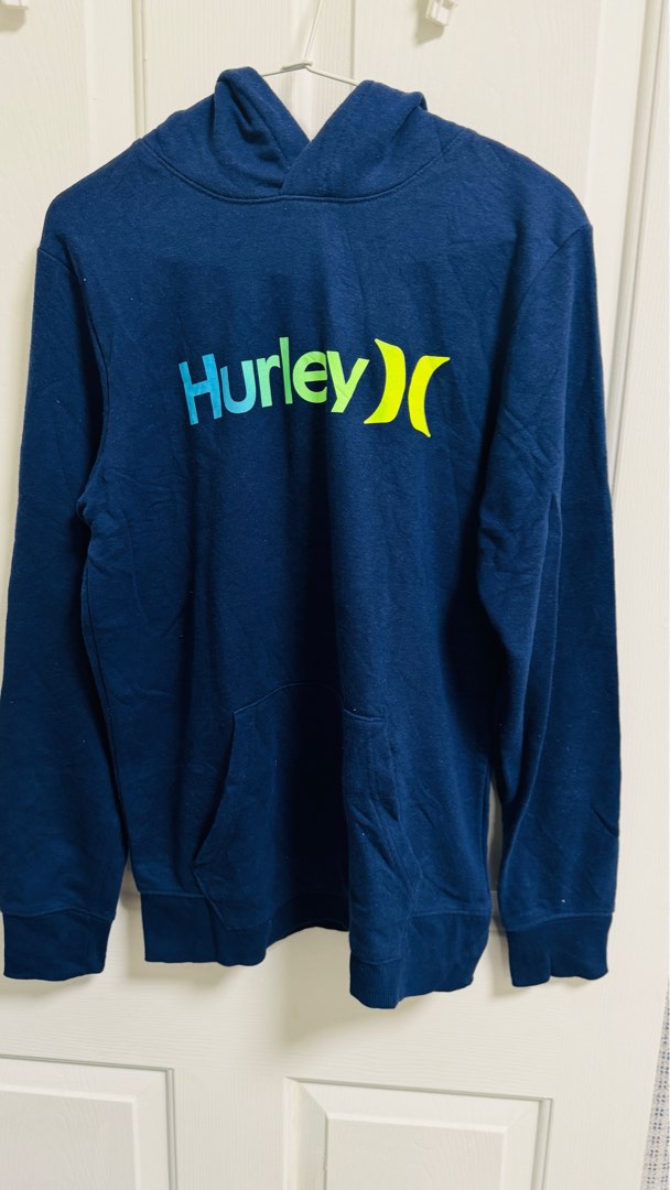 Hurley 長袖連帽上衣童裝XL(18/20), 她的時尚, 上衣, 其他上衣在旋轉拍賣