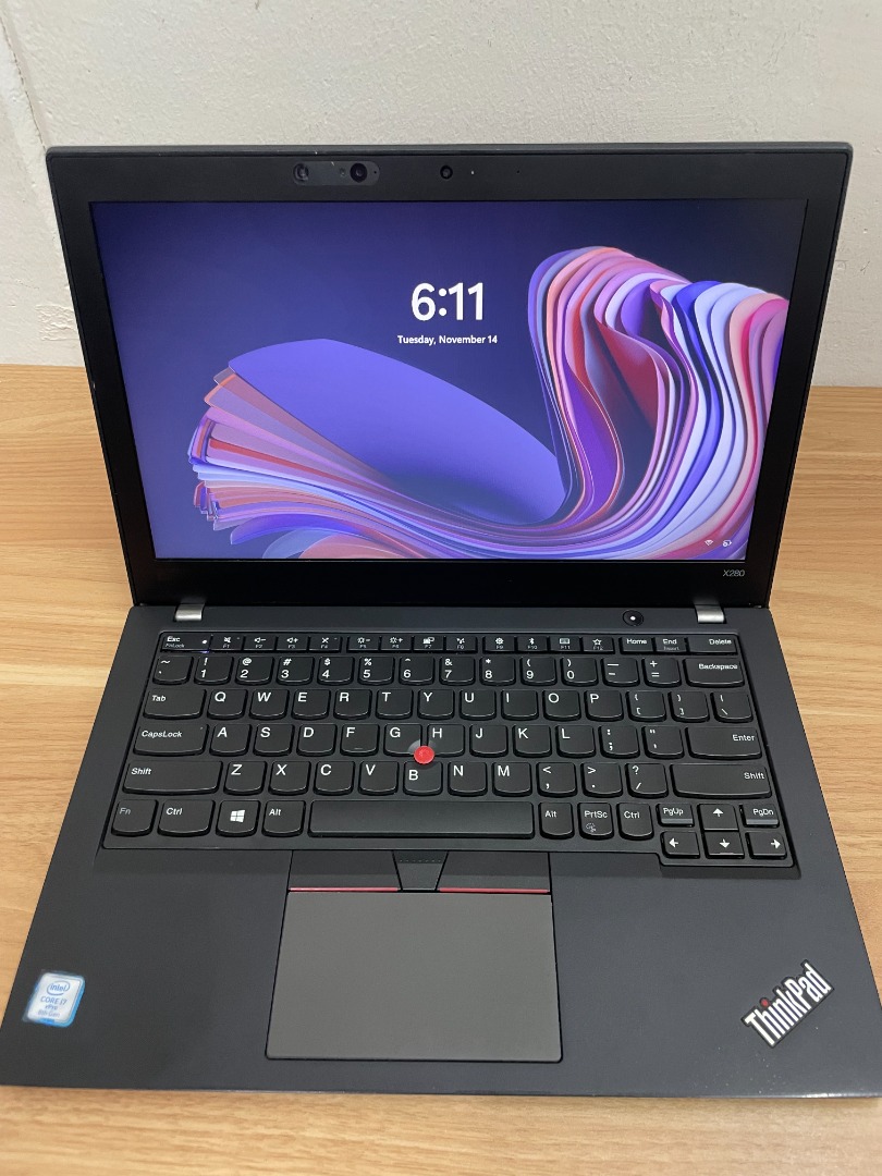 Intel i7 12.5” LightWeigh ( 1.13 kg ) | Lenovo ThinkPad X280