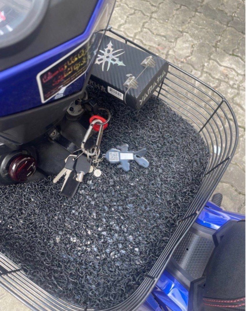 📣 INSTOCK 📣Yamaha Sniper 150 Y15 Exciter 150 Front Basket Carpet Black Koso Mhr Sv Bogo Jupiter Yamaha RxZ X1r Kawasaki Honda Super 4 Kappa Box Givi Agv Arai Ram 3 Shoei J Force 2 Tr Arc Helmet (Category: Motorcycle Accessories) located in Singapore. Submitted by _blanko_ (Listing ID 1265621043, Image 2). Description: Brand New Instock Yamaha Sniper 150 Front Basket Carpet ❗️ BLACK , GREY , RED INSTOCK ❗️❗️ In stock Grey & Red & Black ❗️8.50 ea