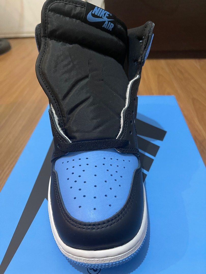 jordan 1 high UNC toe (7 & 10) (Category: Sneakers) located in Quezon City. Submitted by d.drifter (Listing ID 1265718477, Image 3). Description: sz 7y and size 10 available 7.5k brandnew meetup / pickup from qc or ayala (by schedule) buyer shoulders shipping.