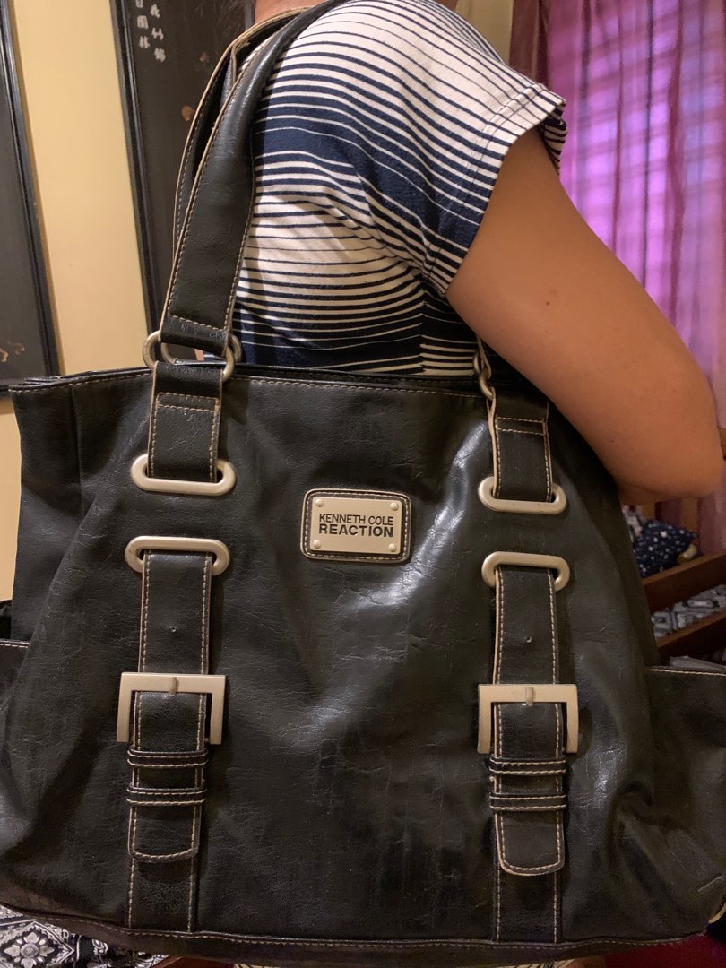 Kenneth cole 2025 reaction black purse