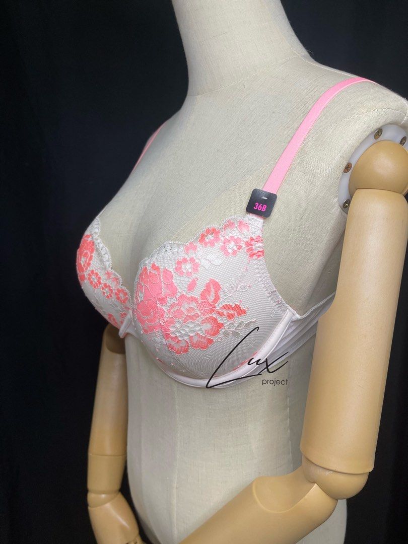 La Senza Obsession Thin Cup Lace Bra 36B/38C, Women's Fashion, Tops, Other  Tops on Carousell