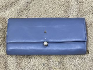 (Category: ) located in . Submitted by thriftingoverload (Listing ID 1265672540, Image 1). Description: .