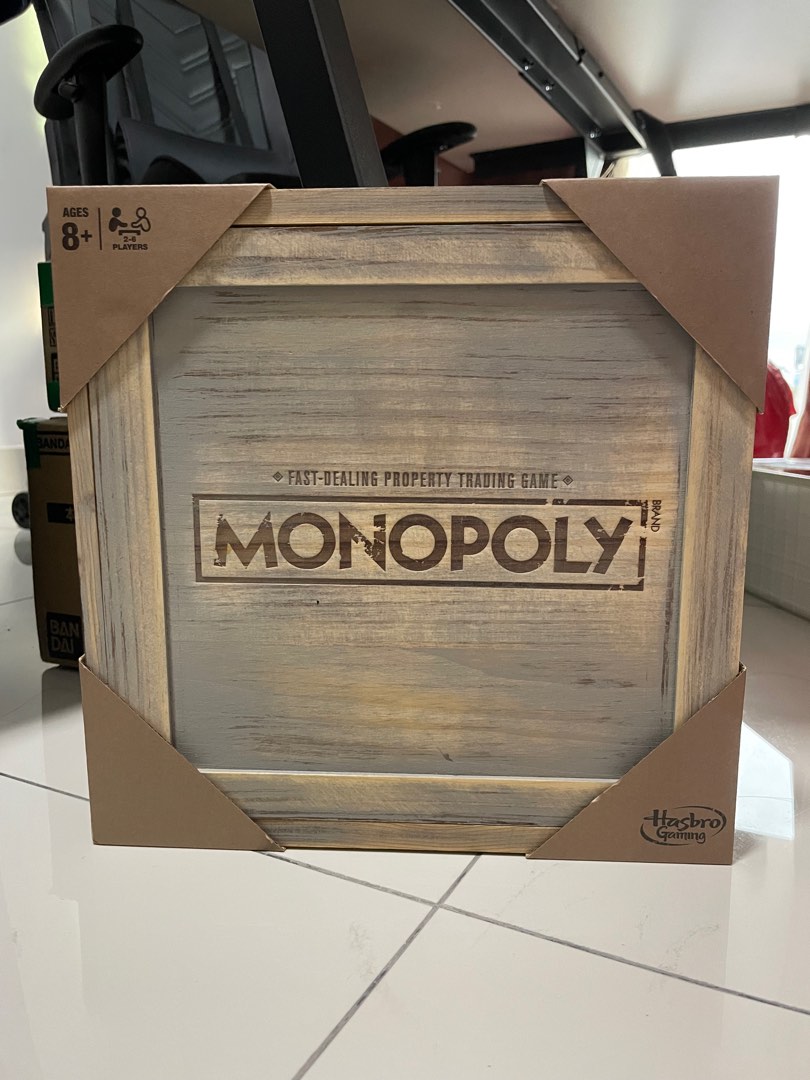 Monopoly Classic Boardgame Wooden Rustic Limited Edition, Hobbies