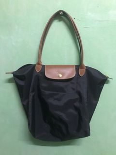 (Category: ) located in . Submitted by kemasbilik (Listing ID 1265595965, Image 1). Description: .