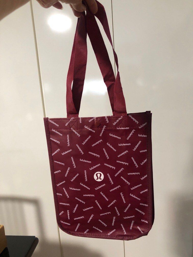 Lululemon reusable tote bag (Free shipping), Women's Fashion, Bags &  Wallets, Tote Bags on Carousell