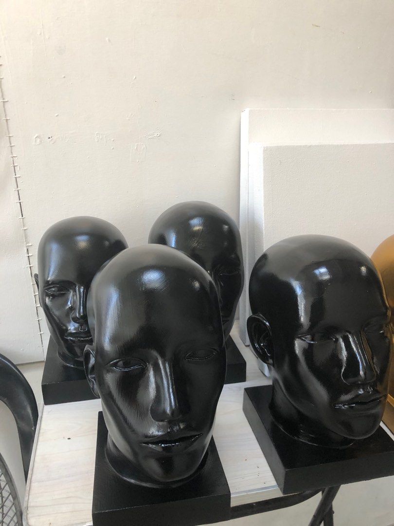 Mannequin head (Category: Everything Else Others) located in Manila. Submitted by jayart.225 (Listing ID 1265539670, Image 2). Description: 1000 each.