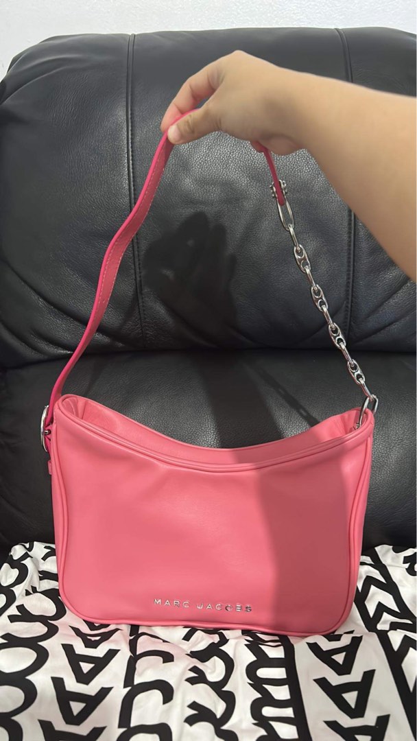 Marc jacobs from Vietnam, Luxury, Bags & Wallets on Carousell