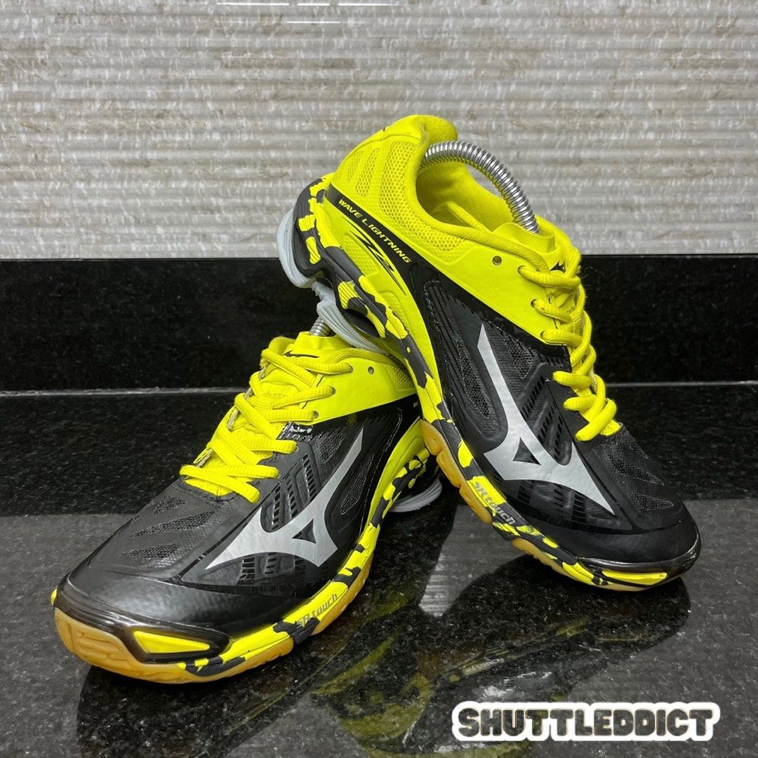 MIZUNO WAVE LIGHTNING Z2