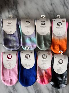 (Category: ) located in . Submitted by juliaw_preloved_lux (Listing ID 1265659235, Image 1). Description: .