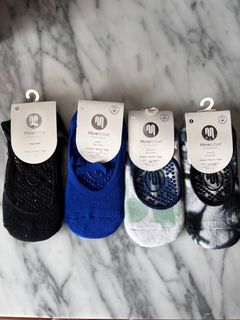 (Category: ) located in . Submitted by juliaw_preloved_lux (Listing ID 1265661156, Image 1). Description: .
