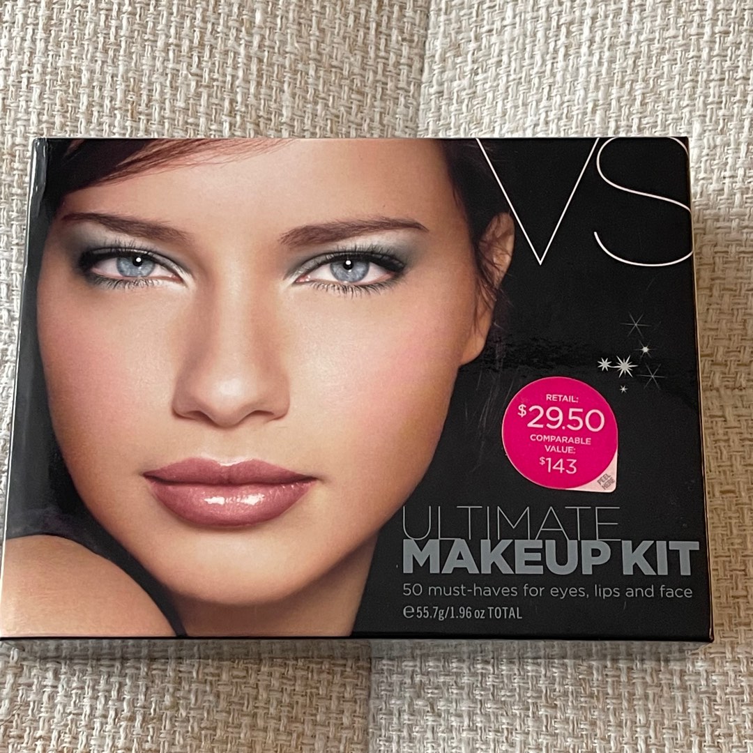 Victoria's Secret Ultimate Makeup Kit - (50 must-haves for eyes